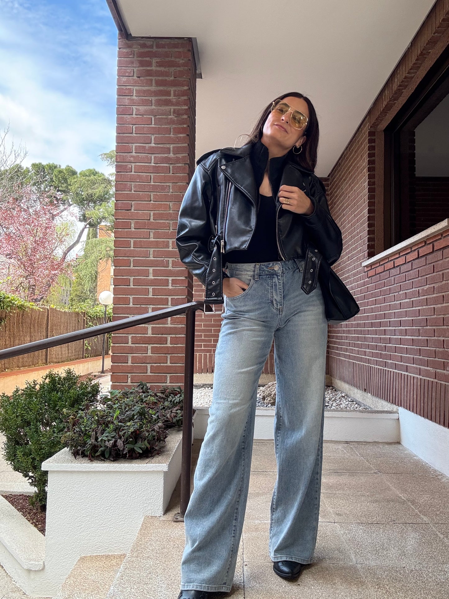JEANS WIDE LEG TIRO ALTO