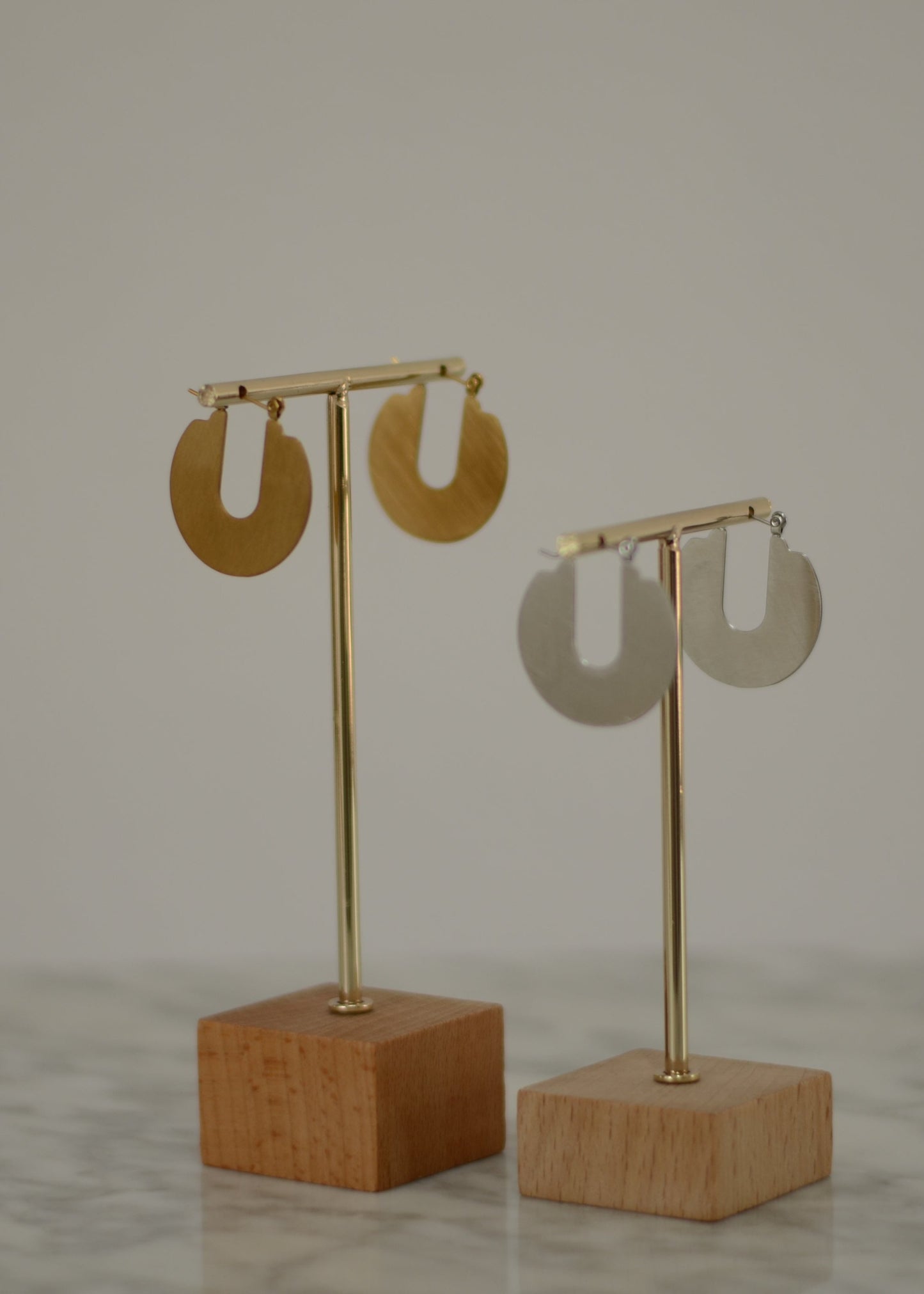 PENDIENTES SEMICIRCULAR ABIERTA MATE