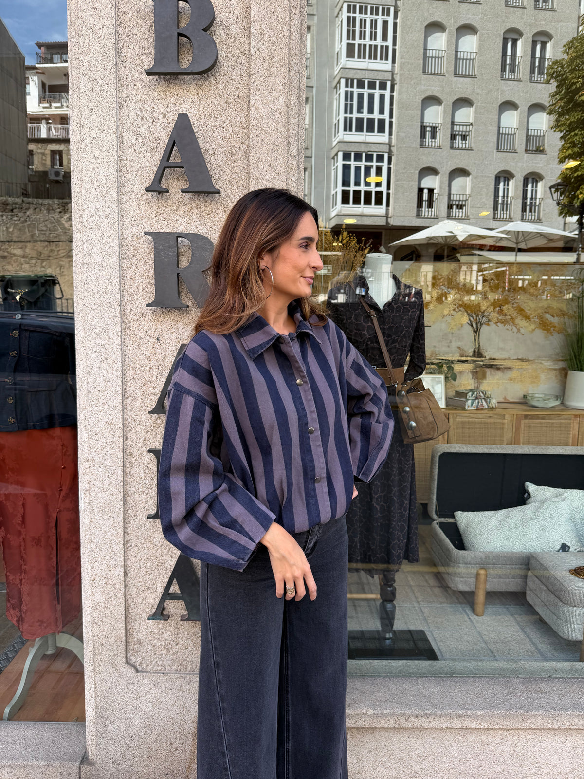 CHAQUETA RAYAS MORADA