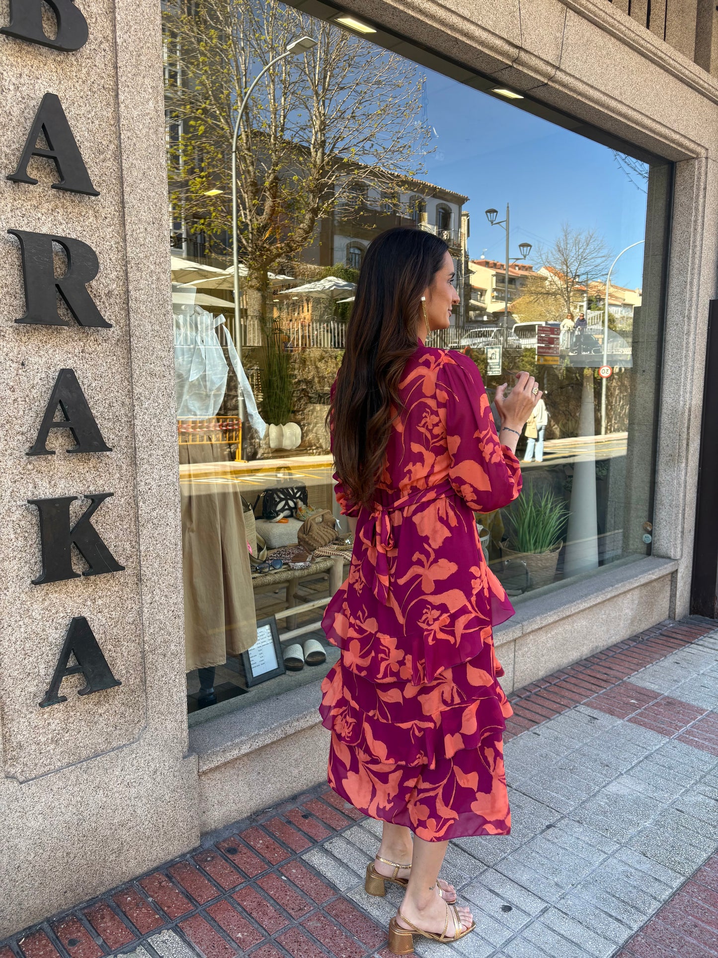 VESTIDO ESTAMPADO VOLANTES