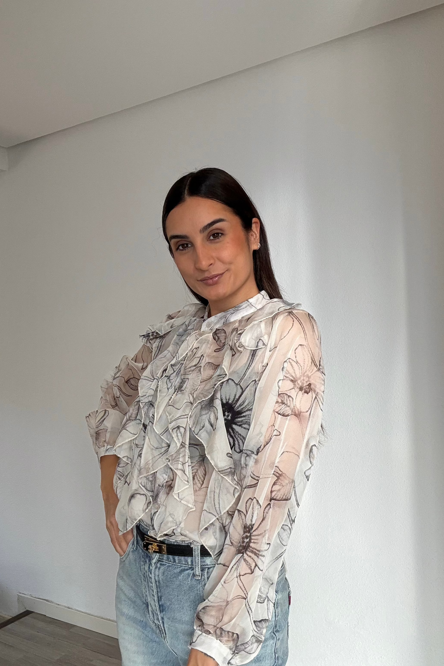 BLUSA VOLANTES ESTAMPADA