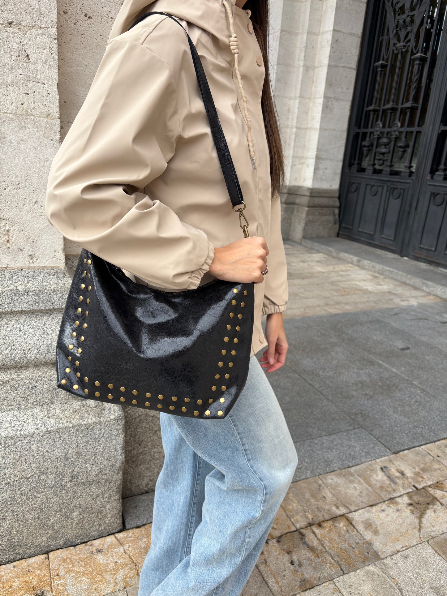 BOLSO TACHUELAS