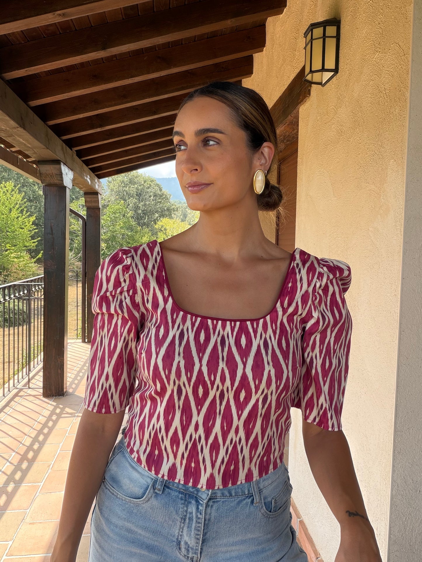 TOP ESTAMPADO MANGA CORTA