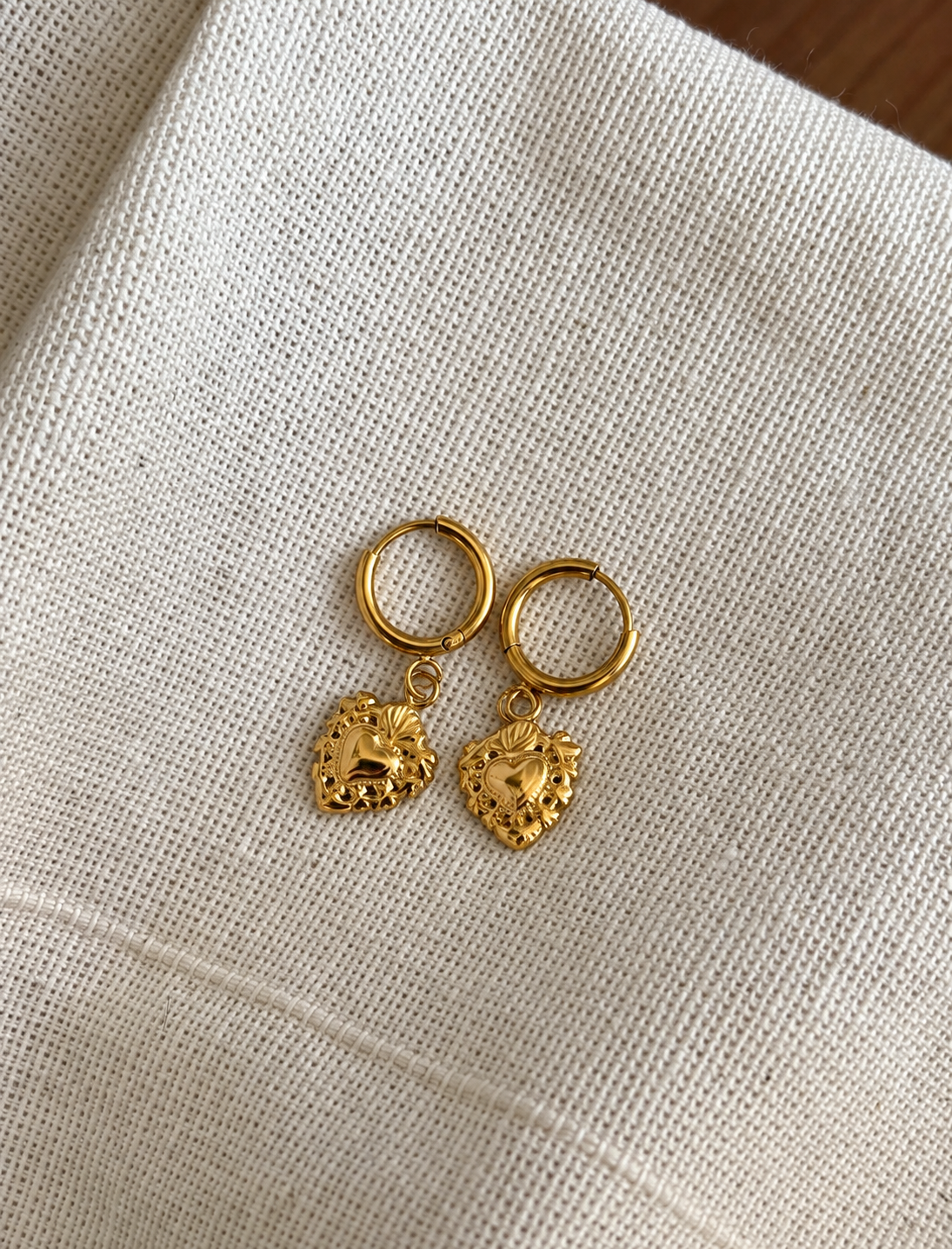 PENDIENTES COLGANTE CORAZÓN