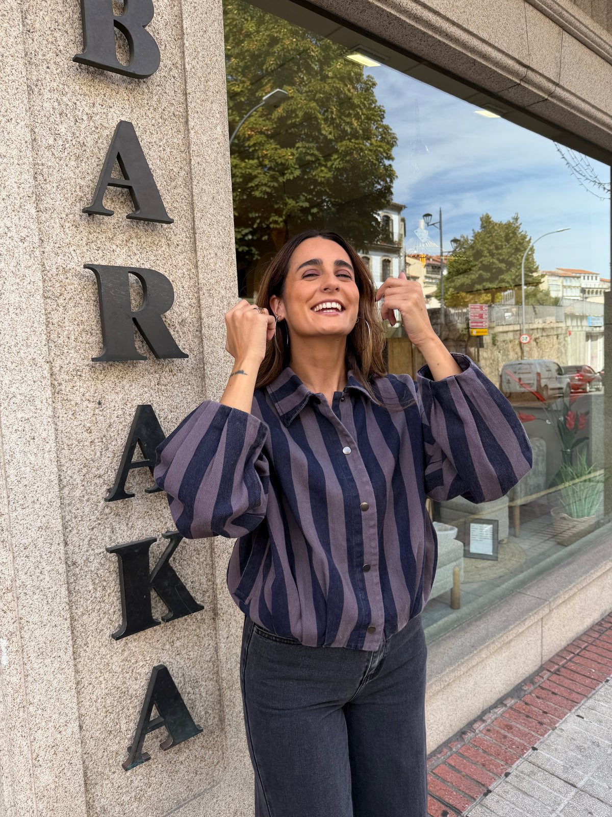 CHAQUETA RAYAS MORADA