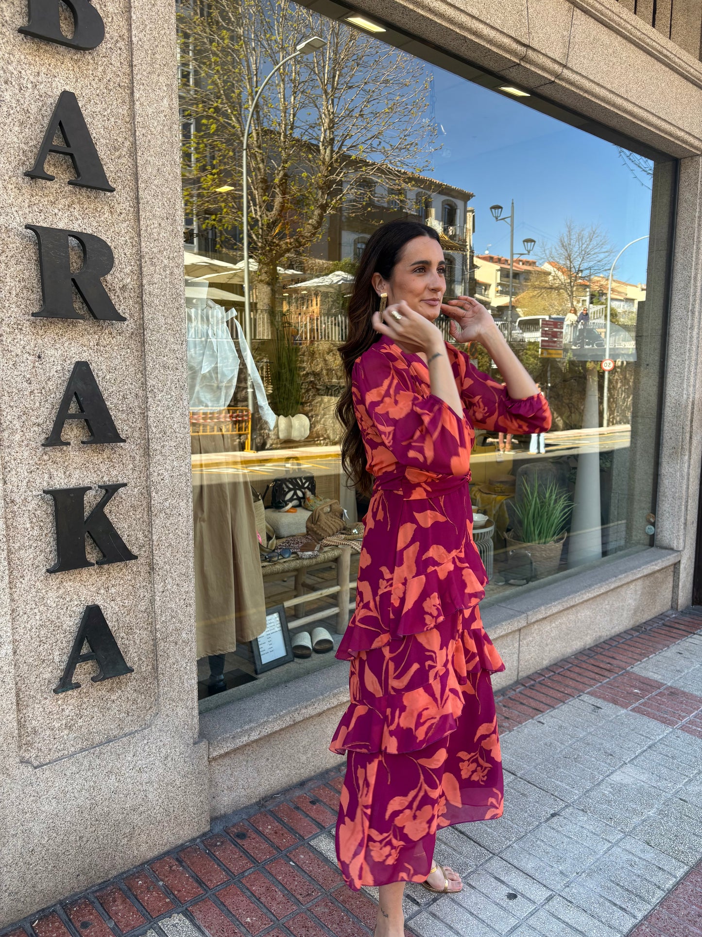 VESTIDO ESTAMPADO VOLANTES