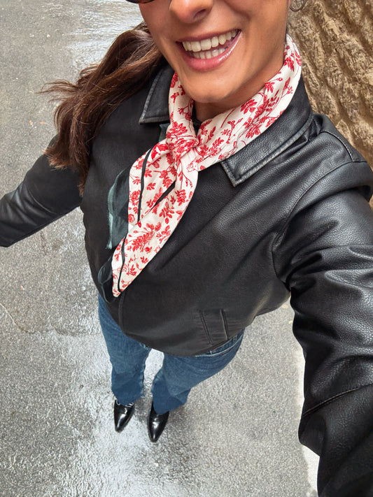 PAÑUELO ESTAMPADO FLORES CONTRASTE