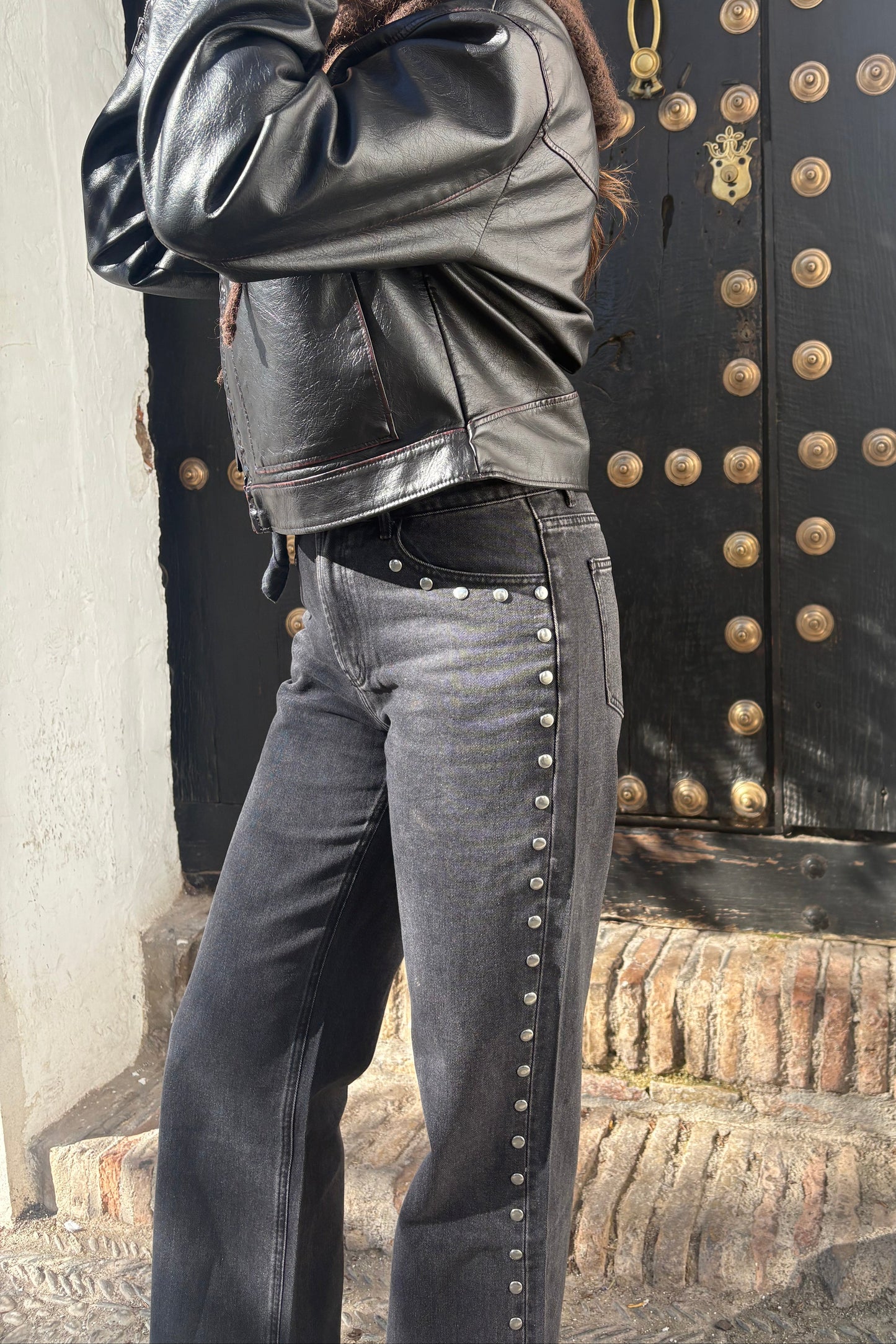 PANTALONES TACHAS NEGRO